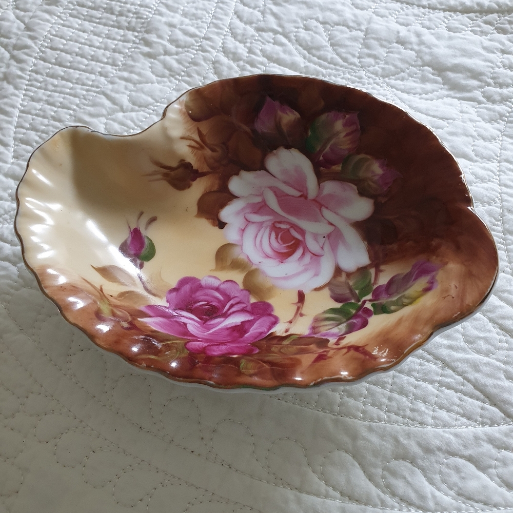 Lefton China trinket/candy dish